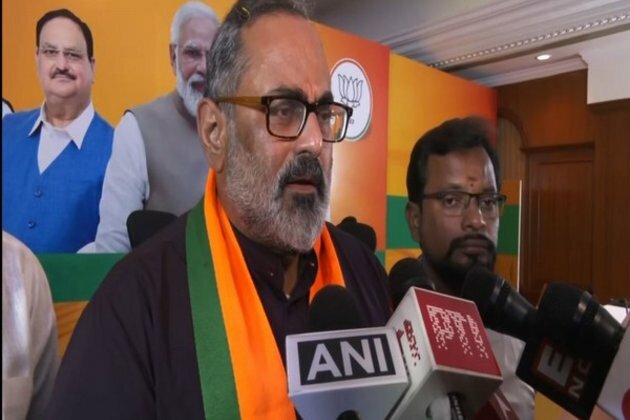 "Signs of desperation, mental instability": Rajeev Chandrasekhar on Rahul blaming Modi for World Cup loss