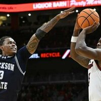 Top 25 roundup: No. 11 Louisville eclipses century mark in romp