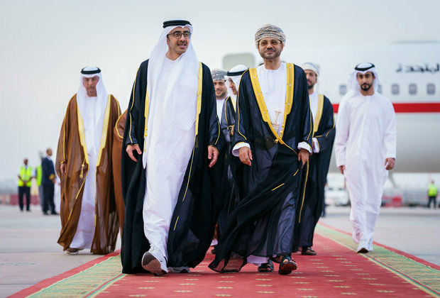 Abdullah bin Zayed arrives in Muscat to attend GCC ministerial council session