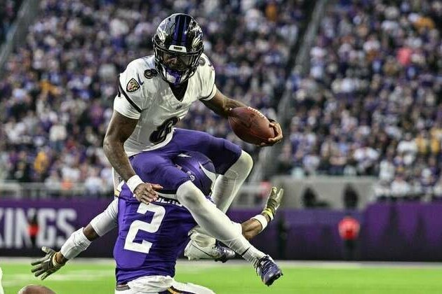 Ravens QB Lamar Jackson (ankle) returns to practice
