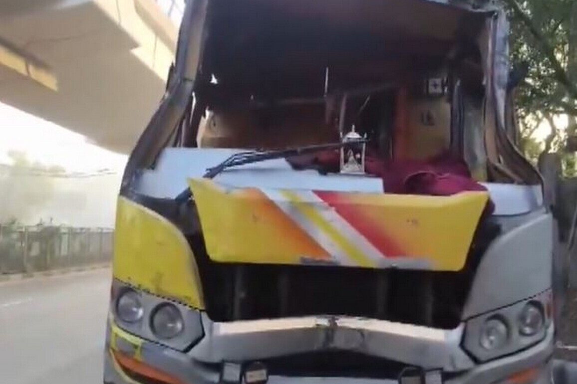 Delhi: Two dead, several injured after bus overturns near Jhandewalan Temple