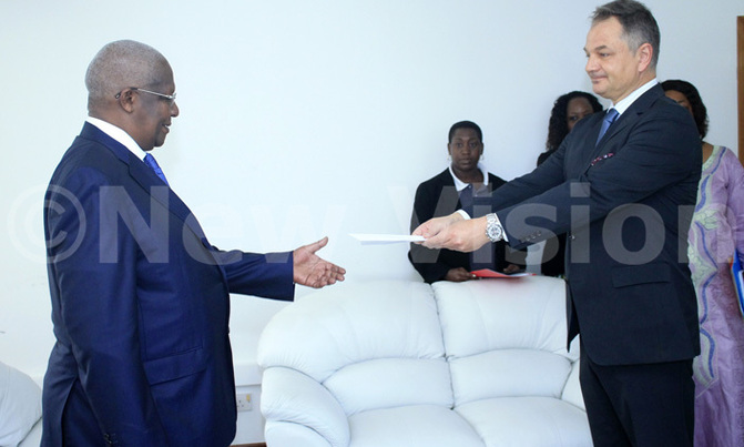 Uganda's new UNFPA country director accredited Uganda's new UNFPA country director accredited