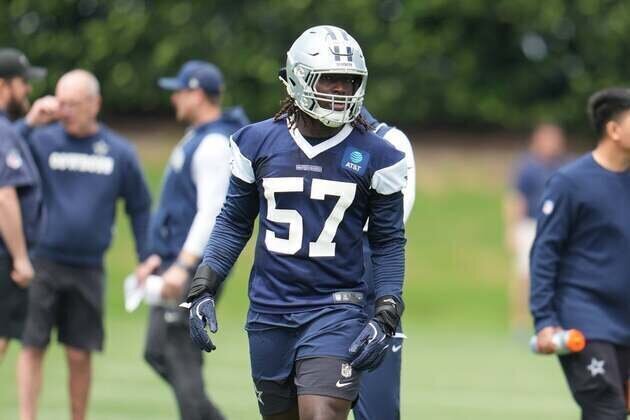 Cowboys sign first-round pick Malachi Lawrence to rookie deal
