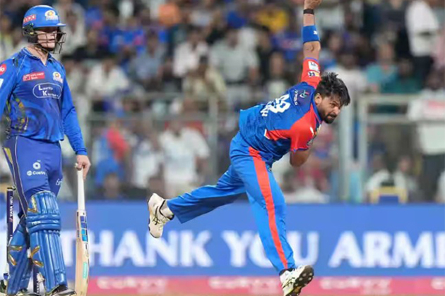DC's Mukesh Kumar fined for breaching IPL Code of Conduct