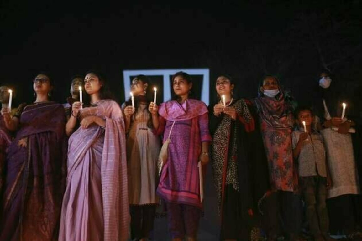 Bangladeshi Women's Rights Opposed by Hardline Religious Groups