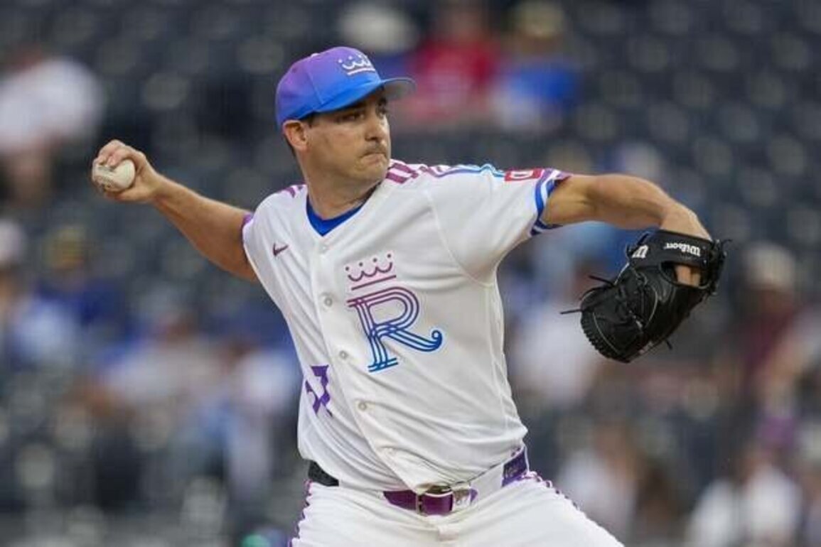 Royals' Seth Lugo aims for continued success vs. Guardians