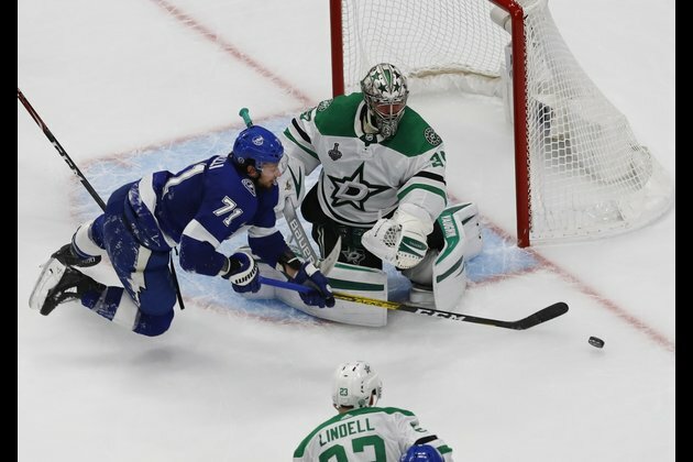 Stars down Lightning in OT behind Perry's game-winner