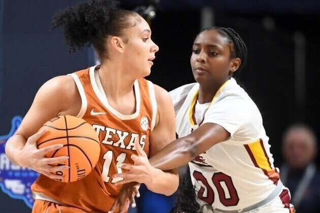 No. 4 Texas rolls past No. 3 South Carolina in SEC title game