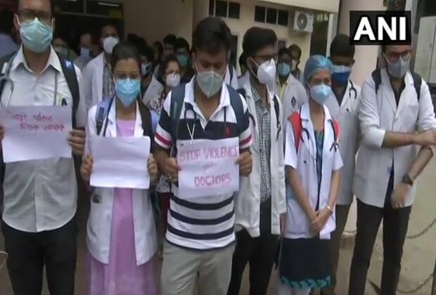 Doctors protest in Guwahatiover assault on doctor in Assam