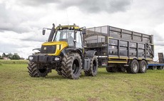 User review: Balancing age risks and cost rewards with classic JCB Fastrac tractors
