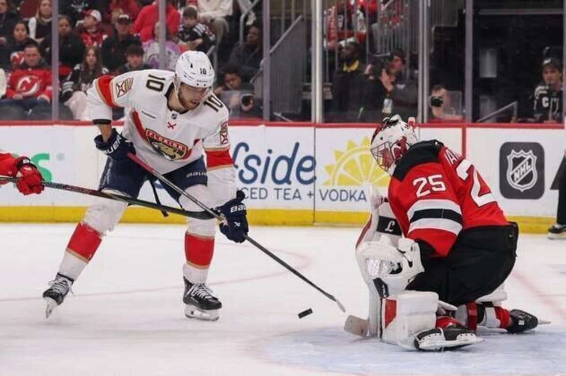 Devils dim Panthers' playoff hopes in blowout victory