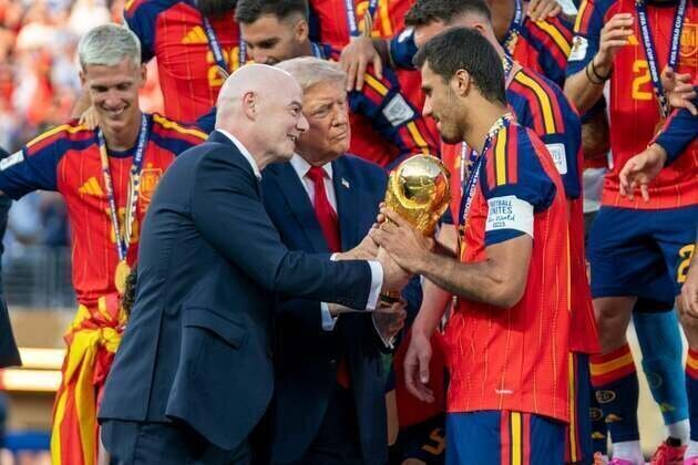FIFA proposes to sell minority stake in World Cup