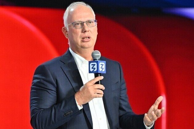 Energy tsunami to hit Europe  Putin envoy