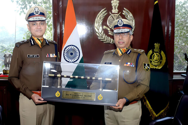 IPS Shatrujeet Kapur takes charge as Indo-Tibetan Border Police DG