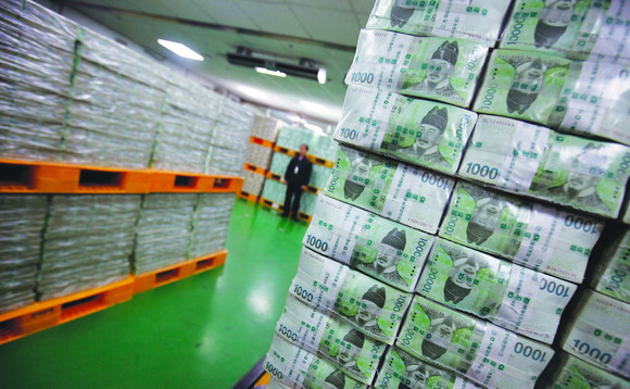 Korea securities firms: Brokerage bonanza