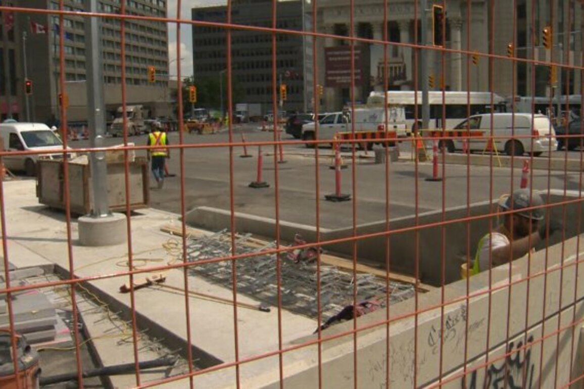 Portage and Main to reopen to Winnipeg pedestrians in just a few weeks