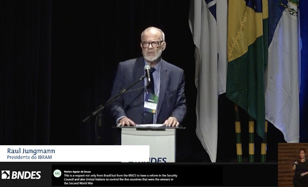 Raul Jungmann durante evento sobre minerais estratégicos no BNDES