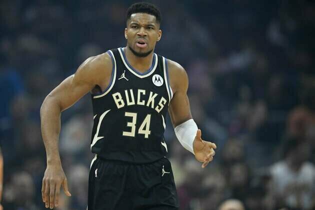 Giannis Antetokounmpo (groin) likely to miss two weeks