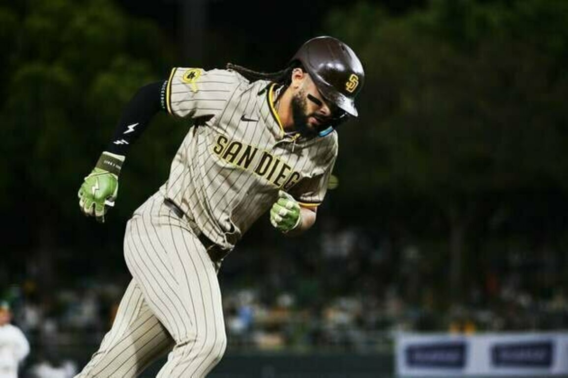 Bullpen carries Padres into home series vs. Rockies