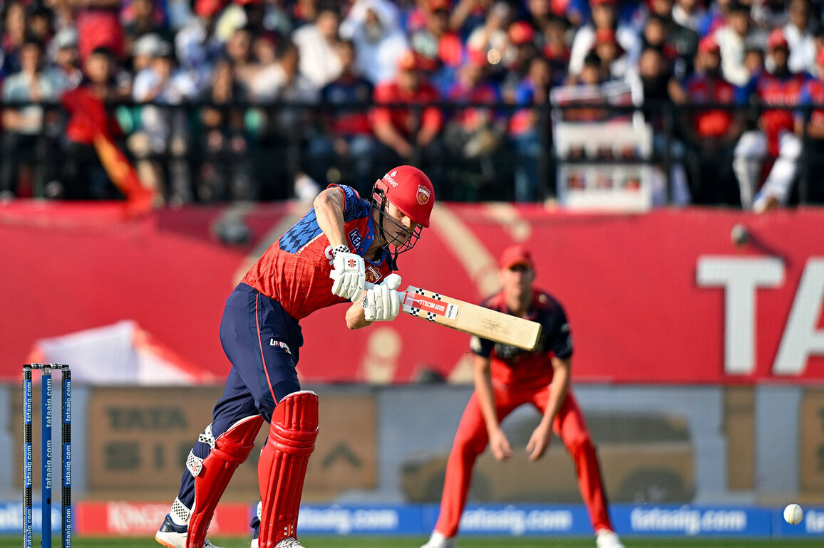 Connolly overtakes legendary Jayasuriya for most sixes in debut IPL season