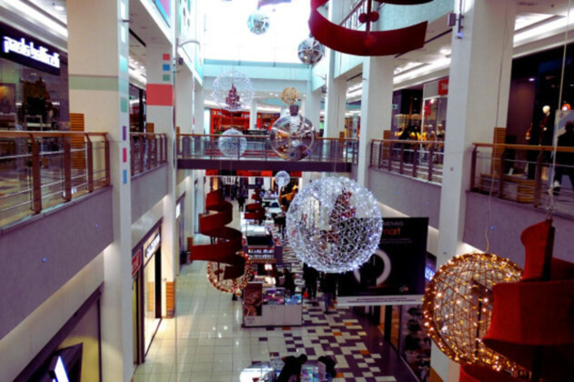 Plovdivs First Mall Set for Sale to Bulgarian Investment Partnership