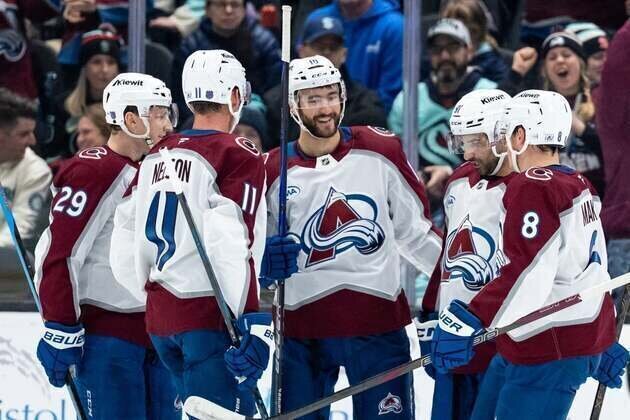 Avalanche show no let-up ahead of date with desperate Jets