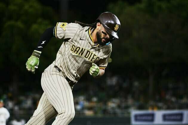 Bullpen carries Padres into home series vs. Rockies