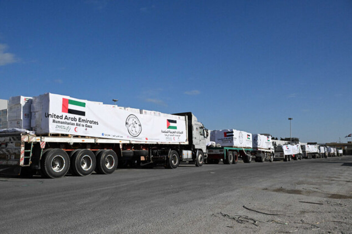 UAE sends over 250 aid convoys carrying 1.6 million parcels to Gaza under Operation Chivalrous Knight 3