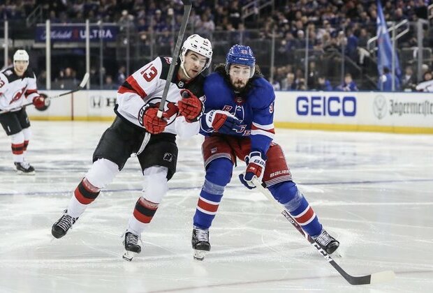 Dougie Hamilton scores in OT as Devils clip Rangers