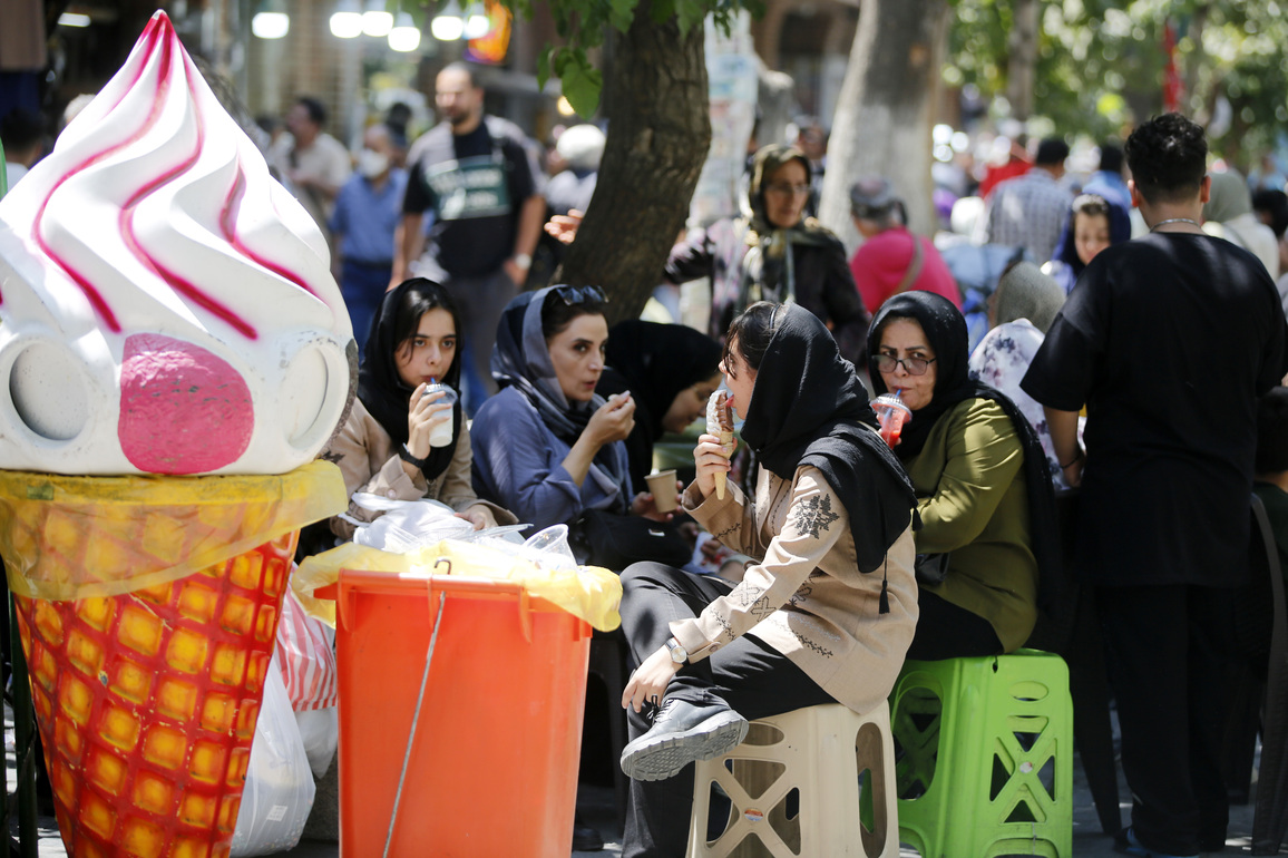 IRAN-TEHRAN-HEATWAVE-WATER SHORTAGE