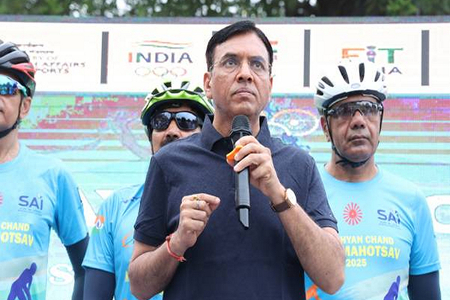 Sports Minister Mandaviya leads cycling event in Delhi on Major Dhyan Chand's 120th birth anniversary