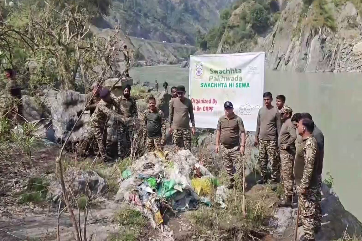 J-K: CRPF 84th Battalion holds cleanliness drive along Chenab River on Gandhi Jayanti