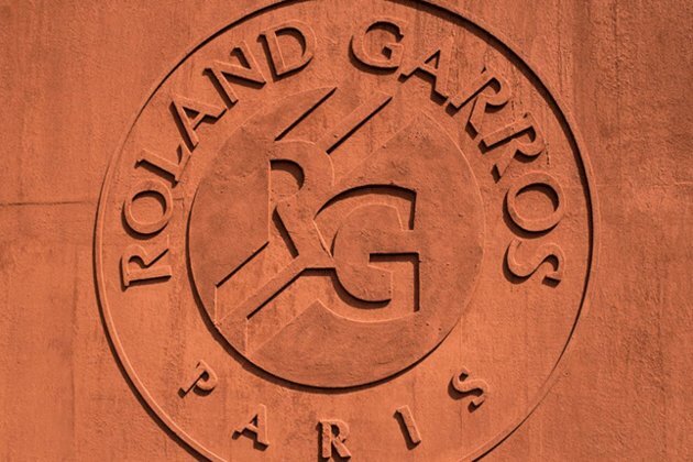 Shapovalov dumped out after 5-hour French Open tussle