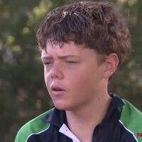 Teenager’s long ocean swim in Australia rescues mother, siblings