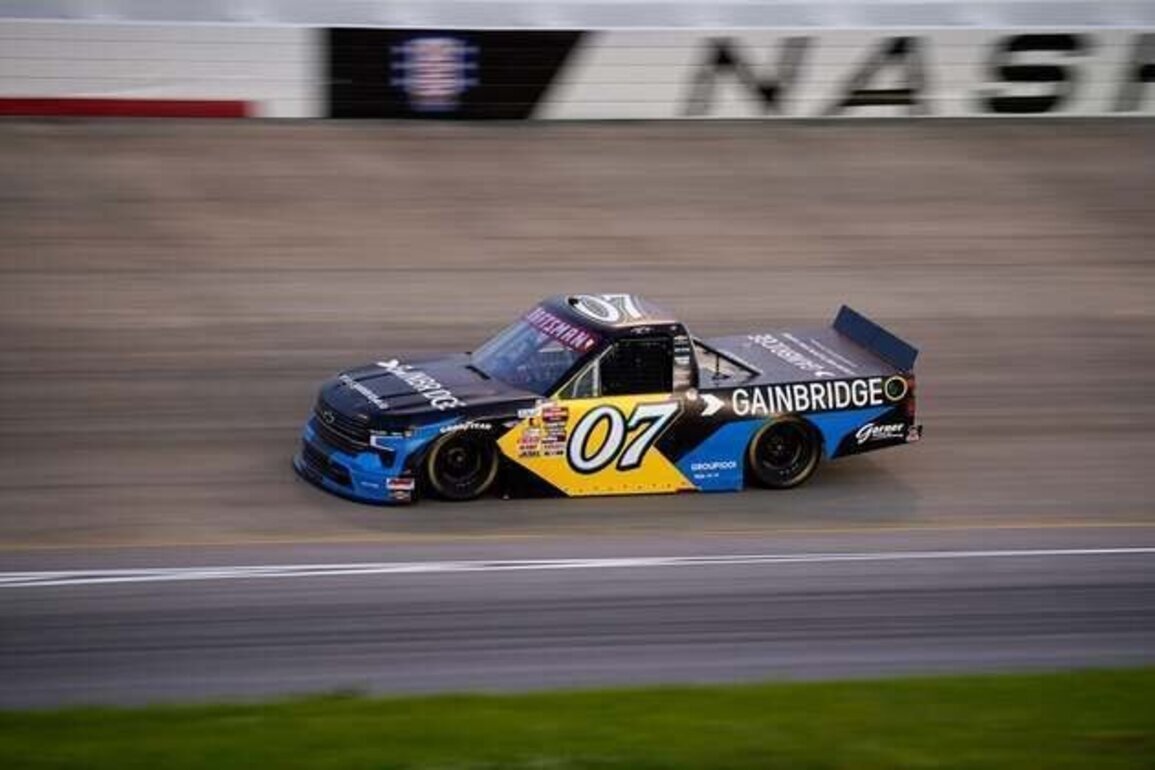 Kyle Busch runs away with record fifth Truck Series win at Dover