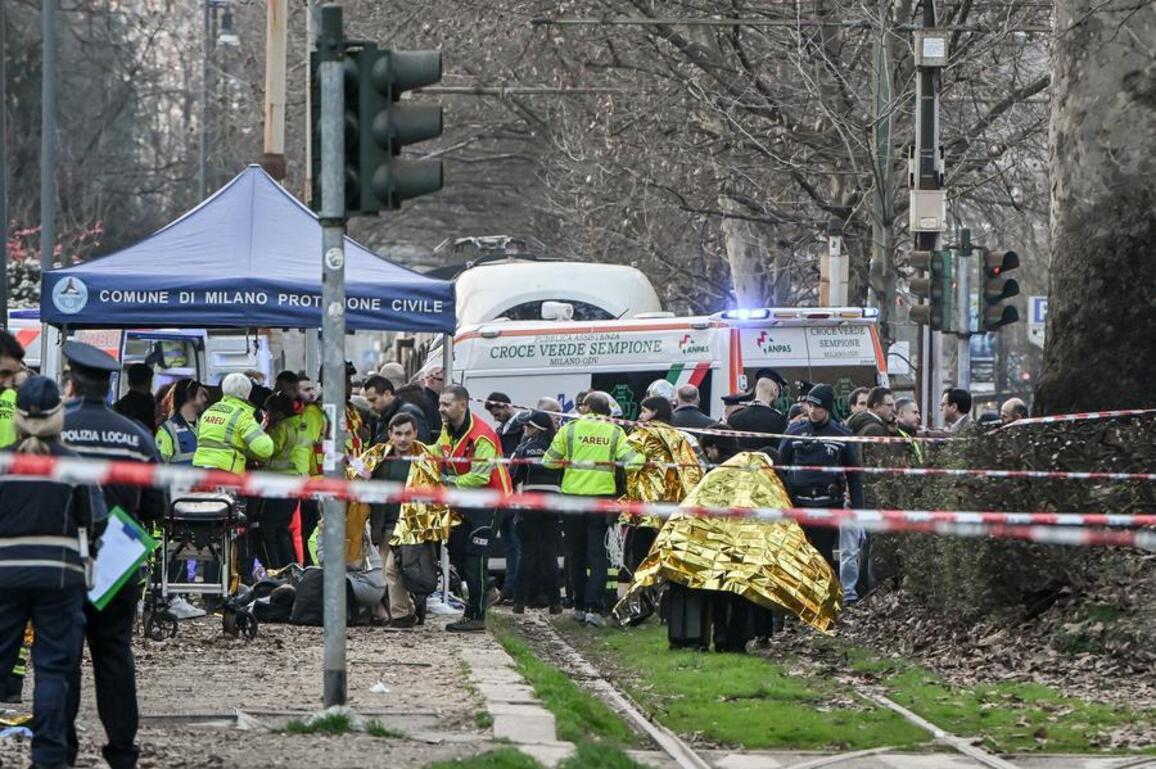 Tram derailment in Milan kills 2, injuries dozens
