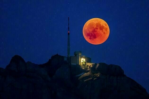 A lunar eclipse is on tomorrow - NZ and parts of Australia are in for a spectacle