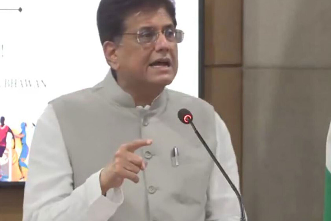 Piyush Goyal holds Jan Samwad in Mumbai, hears over 100 citizen grievances