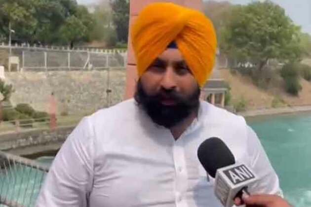 Punjab-Haryana water row: "Not a drop will be given away," says AAP leader Harjot Bains during protest at Nangal dam