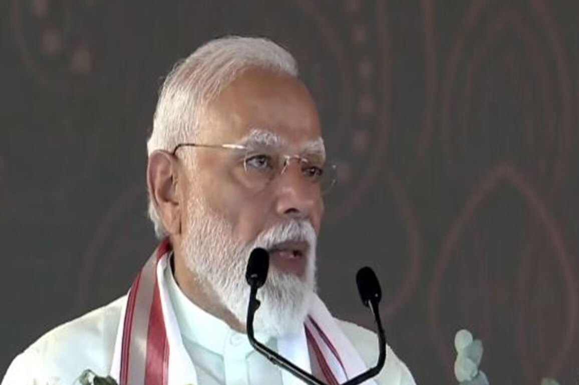 PM Modi targets Congress, says Oppn party worked as "speedbreaker" in Puducherry's growth
