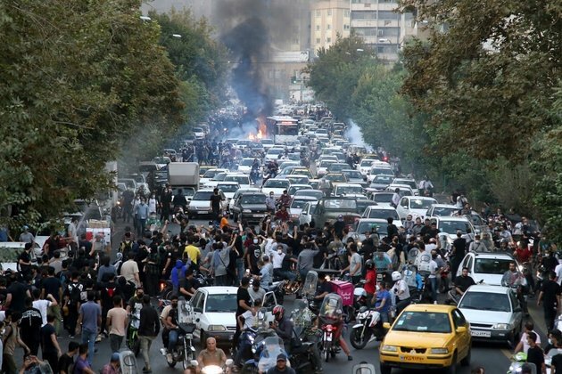 Iran Cracks Down Violently on Nationwide Protests; at Least 6 Killed