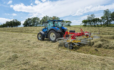 Pottinger launches a mounted twin-rotor rake with pivoting headstock