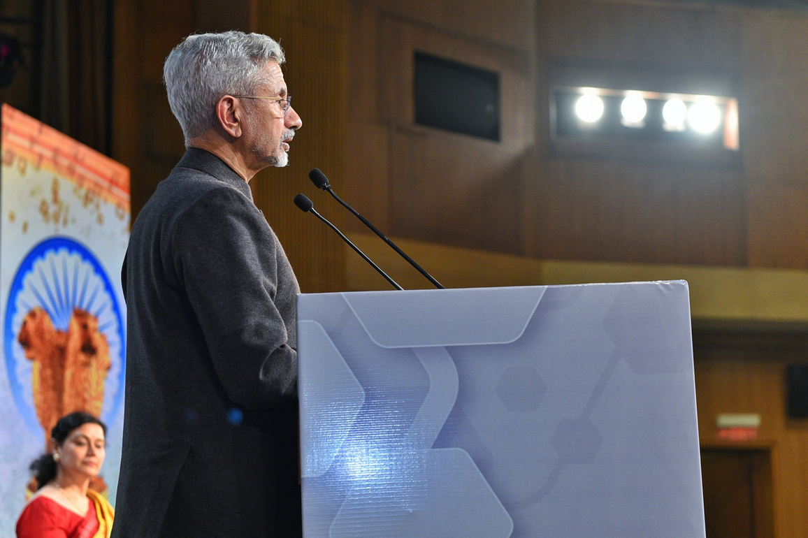 EAM Jaishankar congratulates FM Sitharaman on Union Budget