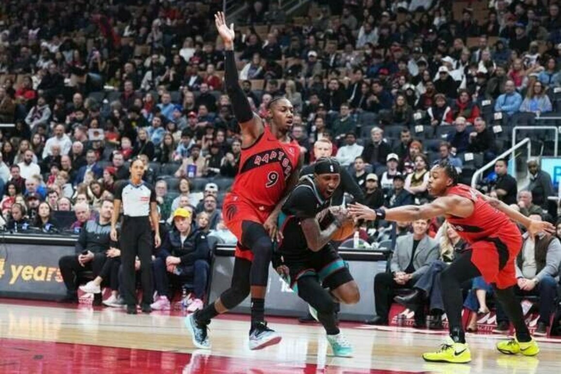 Raptors use balanced attack to down Grizzlies