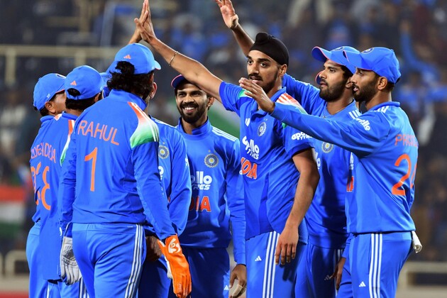 India fined for slow over-rate in second ODI against South Africa