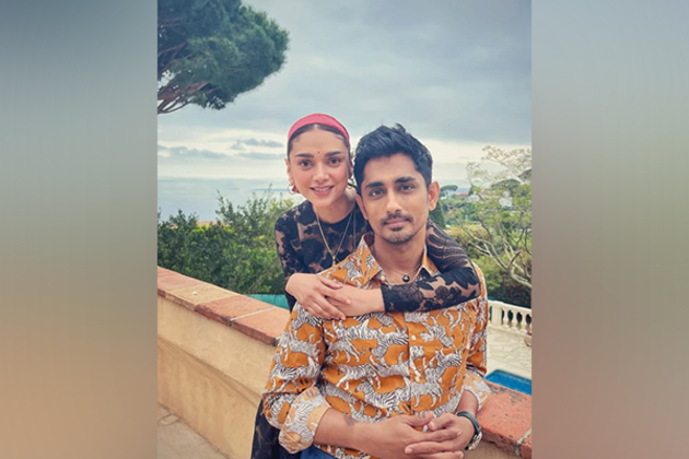 "You deserve every blessing eternally": Aditi Rao Hydari pens adorable birthday message for her "favourite human" Sidharth