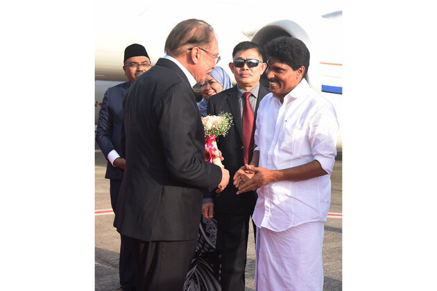 "Warm welcome to PM of Malaysia": Keralam CM Satheesan greets Anwar Ibrahim