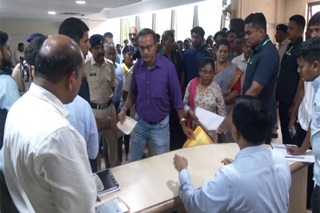 Goa CM Pramod Sawant holds Janta Darbar in Sankhali, listens to grievances of people