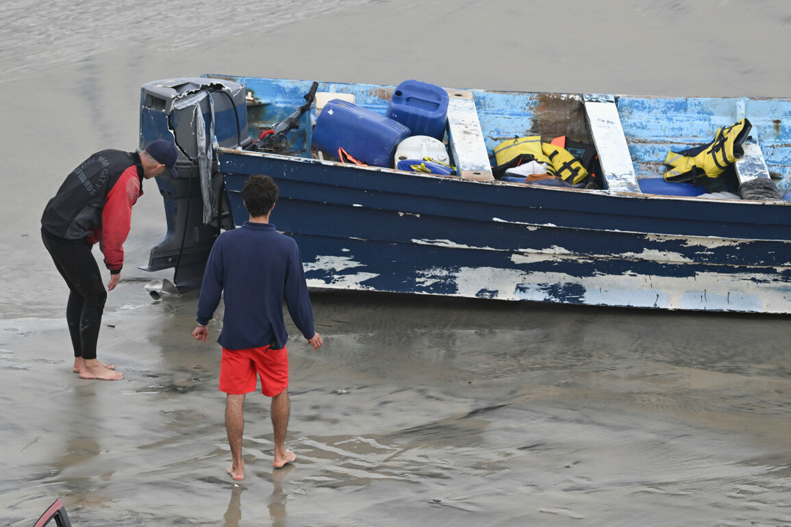 Coast Guard ends search near Del Mar after capsizing of panga boat