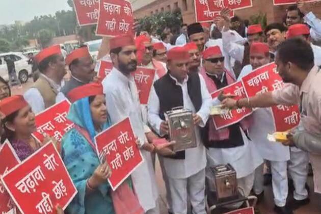 'Chadawa chor, gaddi chor': SP MPs led by Akhilesh Yadav protest at Parliament over alleged Ram Temple donation theft
